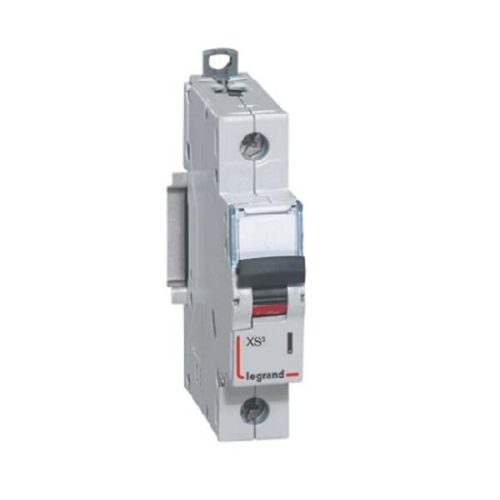 www.ozgurenerjielektrik.comLEGRAND 403203 1X10A B TİPİ 4,5KA XS3 OTOMATİK SİGORTA LEGRAND 403203 1X10A B TİPİ 4,5KA XS3 OTOMATİK SİGORTA 3245064032032
